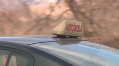 Pre drogy prišla o vodičák. Teraz ju polícia znova chytila v autoškole pod vplyvom omamných látok