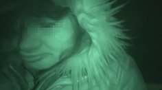 Mladá žena s dvomi deťmi predáva svoje telo. Aby mala na dávku drogy