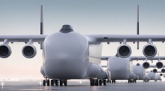 OBRAZOM: Zmestia sa doňho tri olympijské bazény. Rozbieha sa výroba najväčšieho lietadla sveta