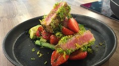 Jahodové ragú s tuniakom