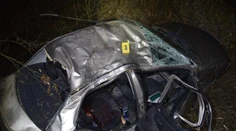 Na východe havarovalo auto plné mladých ľudí, jeden neprežil