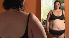 Štvornásobná mama si kvôli obezite nevie ani obuť topánky