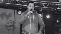 Náhle a nečakane zomrel spevák zo skupiny Maxim Turbulenc, mal 53 rokov