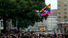 Zhromaždenie Ide nám o život: Organizátori vyzvali na úpravu zákonov, ktoré nedostatočne chránia LGBTI+ ľudí