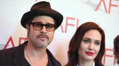 Angelina a Brad si chcú adoptovať súrodencov zo Sýrie