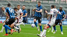 Škriniarov Inter vyhral, pred mestským rivalom majú výrazný náskok