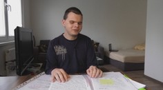 Nevidiaci Ondrej a Lenka musia pri hypotéke platiť vyššie poplatky. Hovoria o diskriminácii