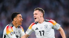 Najjagavejší boli stomiliónoví mladíci, Škóti zhoreli v červenom. Pozrite si individuálne známky hráčov (Nemecko – Škótsko)