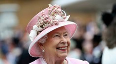 Alžbeta II. je najdlhšie vládnucou panovníčkou na svete. Oslavuje rekordných 70 rokov na tróne