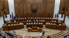 Parlament sa stretol na mimoriadnej schôdzi. Rokujú o úprave nedávno novelizovaného Trestného zákona