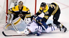Chárov Boston vyradil Toronto a v 2. kole play off narazí na Tampu Bay
