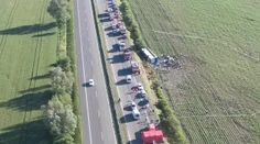 Letecký pohľad na tragickú nehodu pri Piešťanoch
