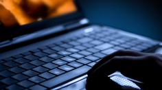 Mladík zo srandy nafotil nahú tínedžerku. Hrozí mu desať rokov