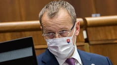 Kollár nevylúčil odchod z postu šéfa parlamentu, jasný odkaz povie po klube