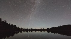 Dnes v noci sa oplatí ostať dlhšie hore. Oblohu rozžiaria stovky meteorov