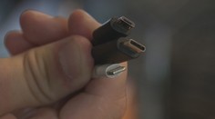 Brusel oprášil staré plány: Dočkáme sa konečne jednotných nabíjačiek?