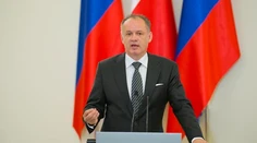 Prezident zvažuje, že v utorok vystúpi v parlamente