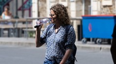 Nadmerný príjem tekutín môže viesť ku kolapsu. Koľko litrov vody je už veľa?