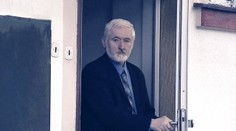 Žije v neustálom strachu. Exmanžel, ktorý sa ju pokúsil zabiť, je stále na slobode