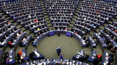 Európsky parlament zrušil imunitu dvom poslancom podozrivým z korupcie