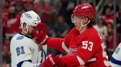 VIDEO: Tampa v prestrelke zdolala Detroit, Černák k výhre prispel asistenciou
