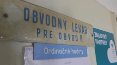 Lekára odviedla z pohotovosti polícia. Odmietol fúkať