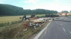 Tragická nehoda na neslávne známej ceste pri Nitrici. O život prišla jedna osoba