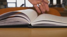 Ak študent podvádzal, titul mu nevezmú. Systém na trestanie plagiátorov je u nás deravý