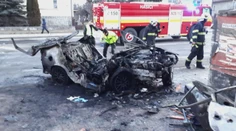 Mŕtvy policajt a jeho kamarát, ktorý zhorel v aute. To je výsledok riskantnej jazdy na Liptove