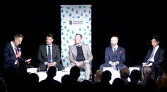 Cyklisti v Trnave rozvírili diskusiu. Kandidáti na primátora sa v mnohom nezhodujú (predvolebná debata)