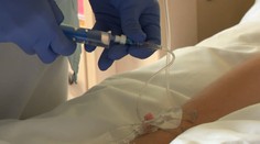 Poliali ho benzínom a zapálili. Telo chlapca (8) sa zmenilo na ohnivú guľu