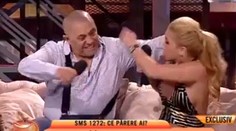 Hudobník začal biť tehotnú priateľku v televíznej šou