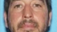 Stále je na úteku. Do pátrania po páchateľovi hromadnej streľby v USA sa zapojilo aj FBI