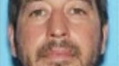 Stále je na úteku. Do pátrania po páchateľovi hromadnej streľby v USA sa zapojilo aj FBI