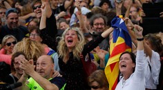 Španielsky Senát odhlasoval kontrolu nad Katalánskom, ktoré vyhlásilo nezávislosť