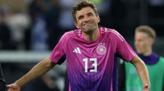 Legenda Bayernu má ďalší cenný kov. Thomas Müller získal olympijské zlato, a to hry sleduje z Mníchova