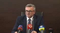 Ústavný súd rozhodol, že referendum o páde vlády je protiústavné