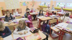 Pre horúčavy sa v škole pri Hlohovci učia len tri hodiny. Namiesto telocviku lížu nanuky