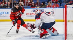 VIDEO: Slováci v prvom dueli na MS 20 Kanade vzdorovali, napokon skončili s debaklom