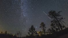 Dnes v noci sa oplatí ostať dlhšie hore, nad hlavami nám budú svišťať meteory