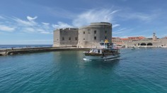 Perla Jadranu stále zíva prázdnotou. Momentálne si tu vychutnáte pamiatky bez čakania v rade