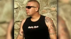 NAKA podala návrh na väzbu pre hudobníkov z kapely Krátky proces. Pozrite, čo mali doma