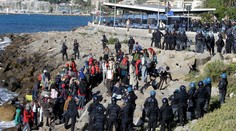 EÚ už vyplatila štvrtinu sľúbenej pomoci na starostlivosť o migrantov v Turecku