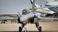 Nešťastie vo Francúzsku. Pri zrážke stíhačiek zahynuli dvaja príslušníci armády