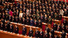 V Pekingu sa za prísnych bezpečnostných opatrení začal 19. zjazd Komunistickej strany