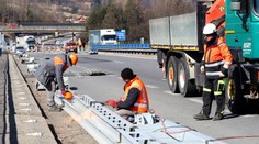 Odborári radia utečencom z Ukrajiny: Pýtajte si rovnaké platy, ako majú Slováci