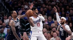 VIDEO: Ktorý bol lepší? NBA videla dvoch adeptov na zákrok sezóny v jednu noc