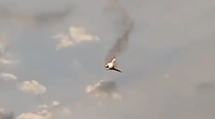 VIDEO: Na juhozápade Ruska sa zrútil bombardér. Ukrajina tvrdí, že ho zostrelila