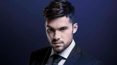 Sexi Hrdina do vašich obývačiek a spální