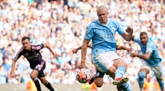 Manchester City  naďalej bez zaváhania, Haaland sa zaskvel hetrikom. Chelsea sa v úvode ročníka trápi